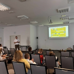 520223152_1373596954770993_84745490703324329_n