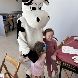 efbd9220-c57c-41d2-a3f0-c758e2c74810